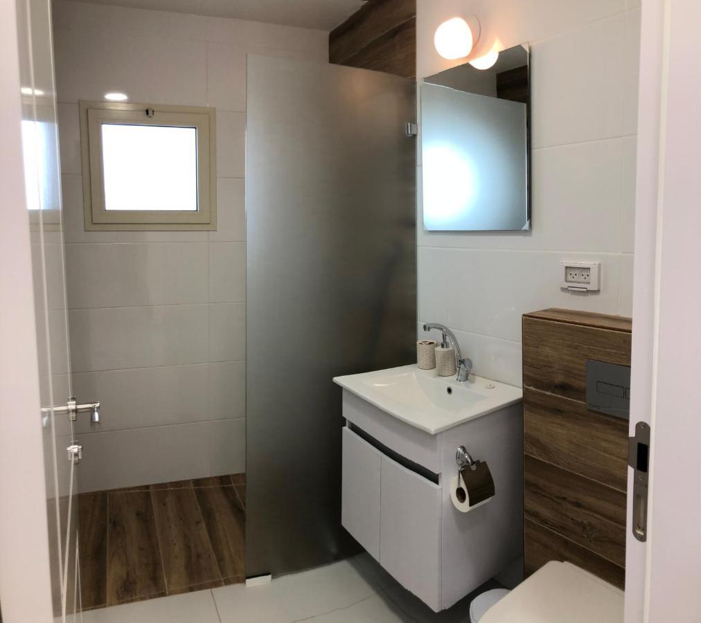 Sleepwell Suite Majdal Shams Luaran gambar